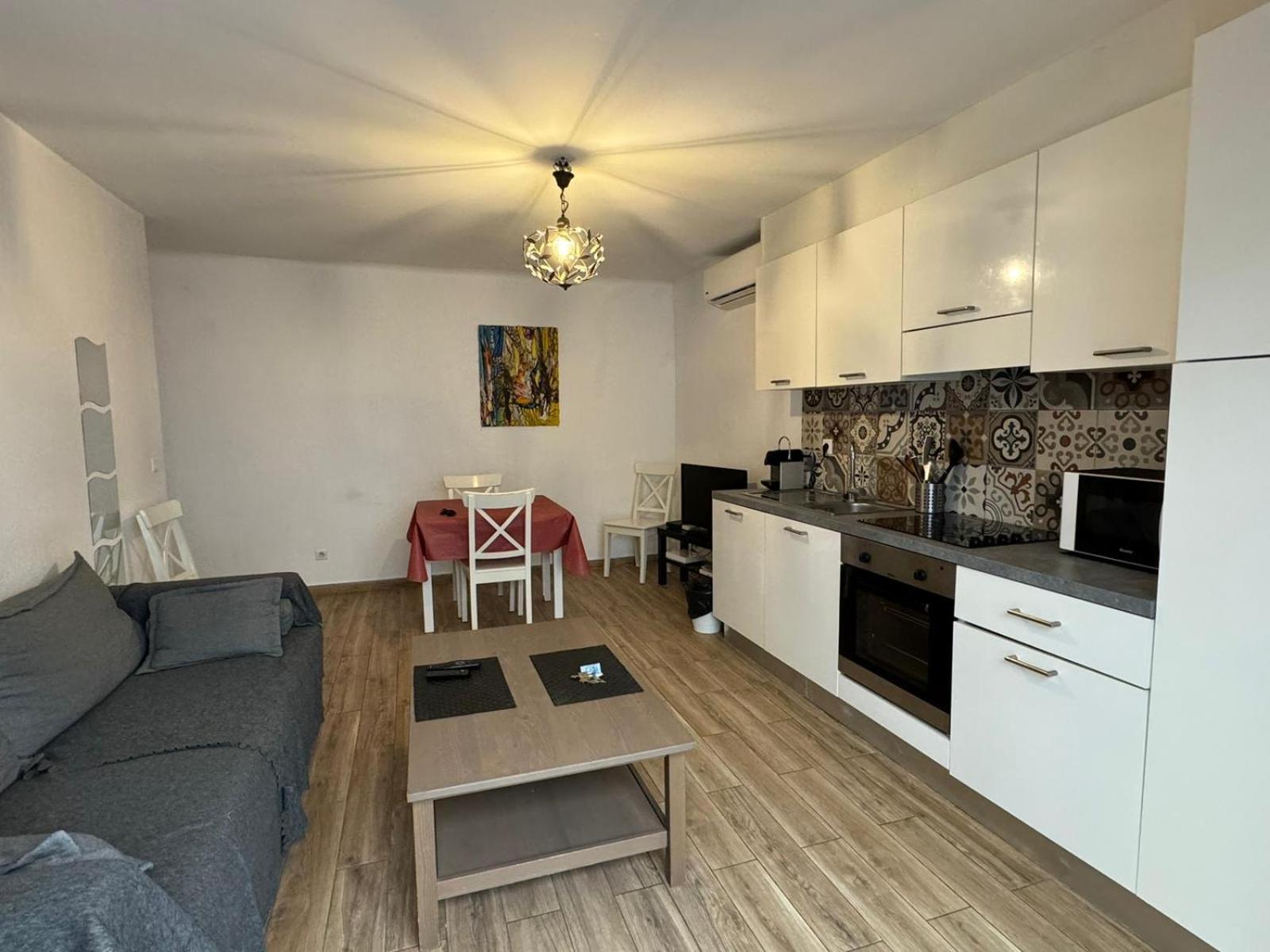 Cosy Poullan, 2-Bedroom Apartment, 200 M From The Beach Nice Ngoại thất bức ảnh